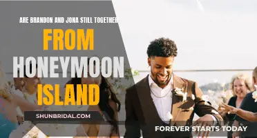 Brandon and Jona: Honeymoon Island Romance Still Alive?