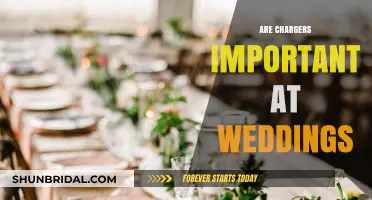 Chargers: A Wedding Table's Best Friend