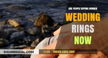 Rubber Wedding Rings: A Popular Choice?