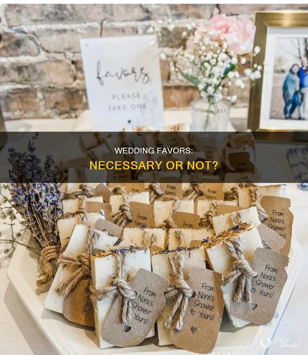 are wedding favors necessary