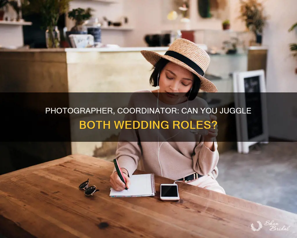 can a photographer also be a coordinator wedding