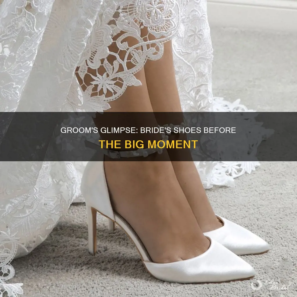 can groom see bride shoes before wedding