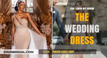 Should You Show Your Groom the Wedding Dress?