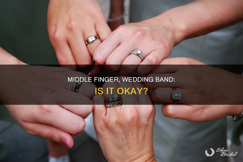 can I use my wedding band in the middle finger