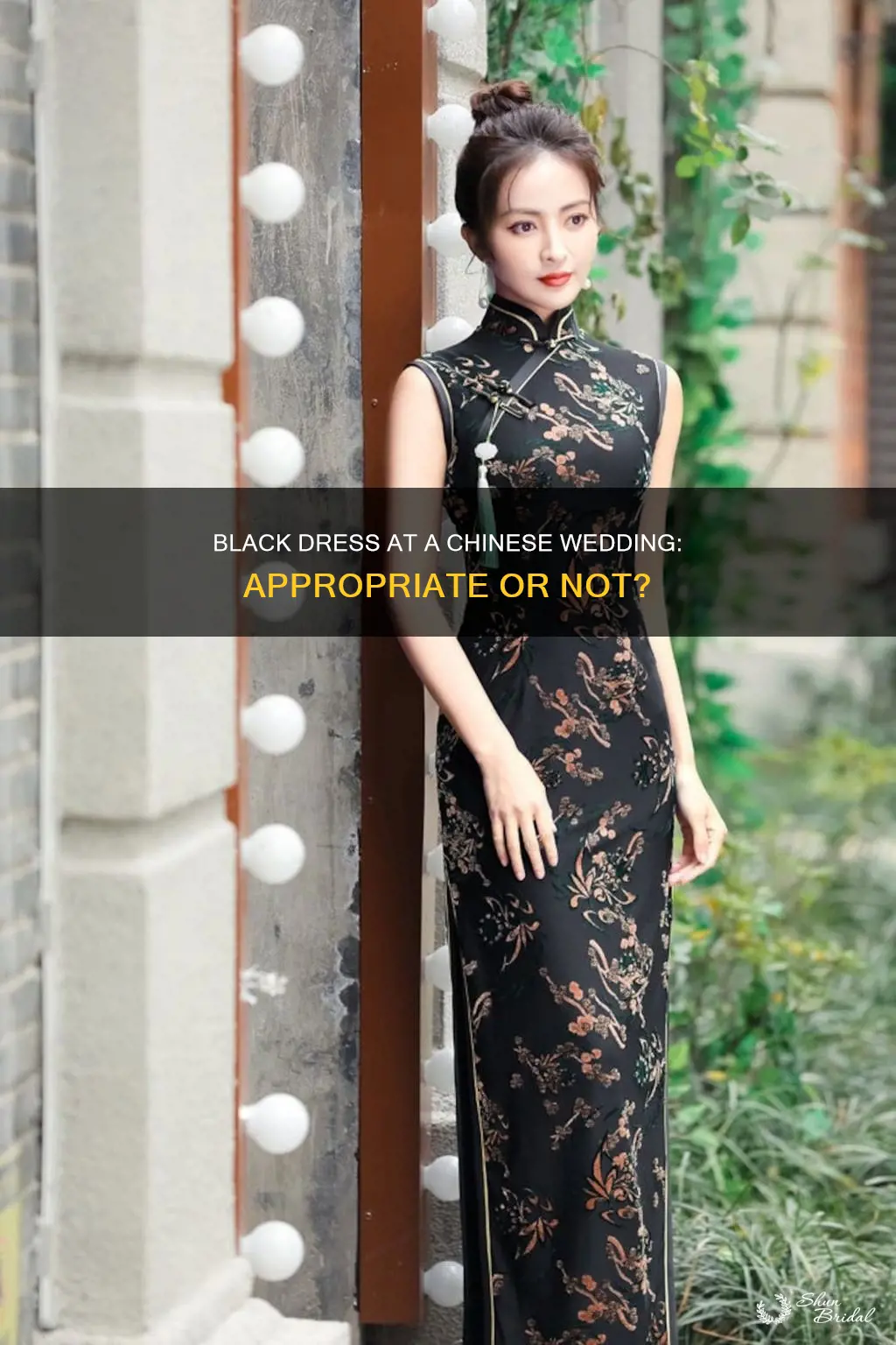 can I wear a black dress to a chinese wedding