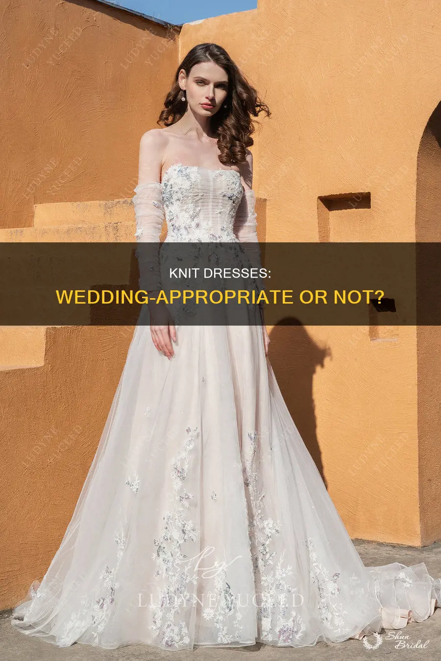 can I wear a knit dress to a wedding