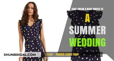 Summer Wedding Style: Navy Dress Do's and Don'ts