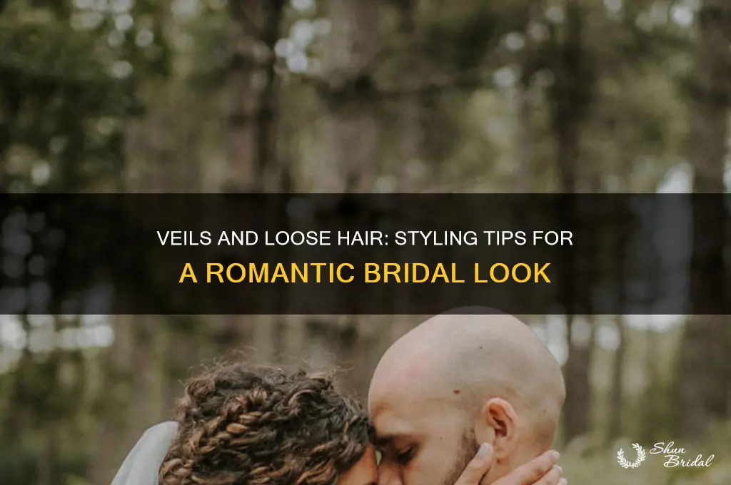 can i wear a veil with my hair down