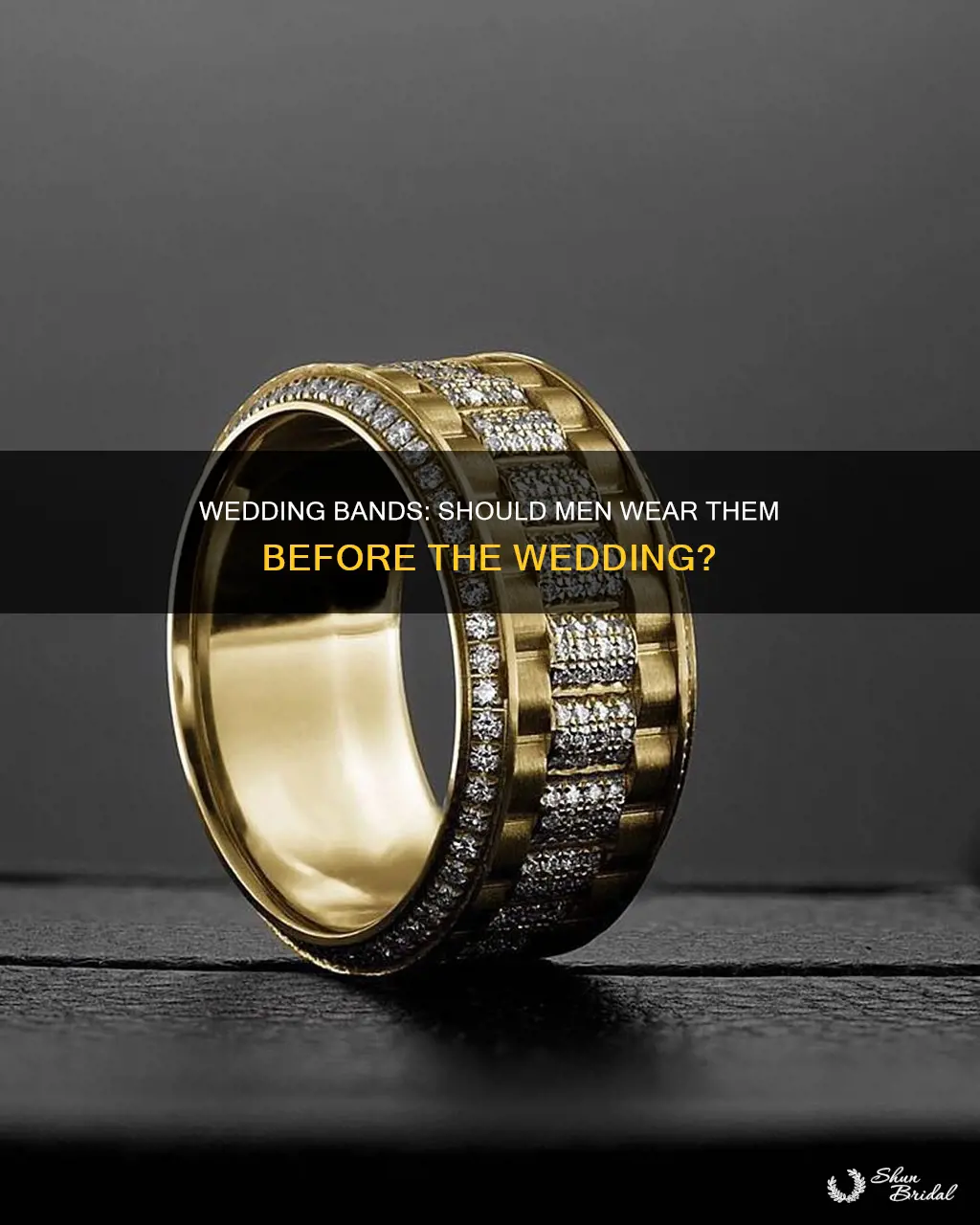 can men see wedding band before wedding