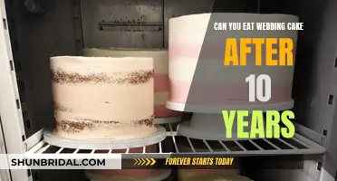 How Long Does Wedding Cake Last?