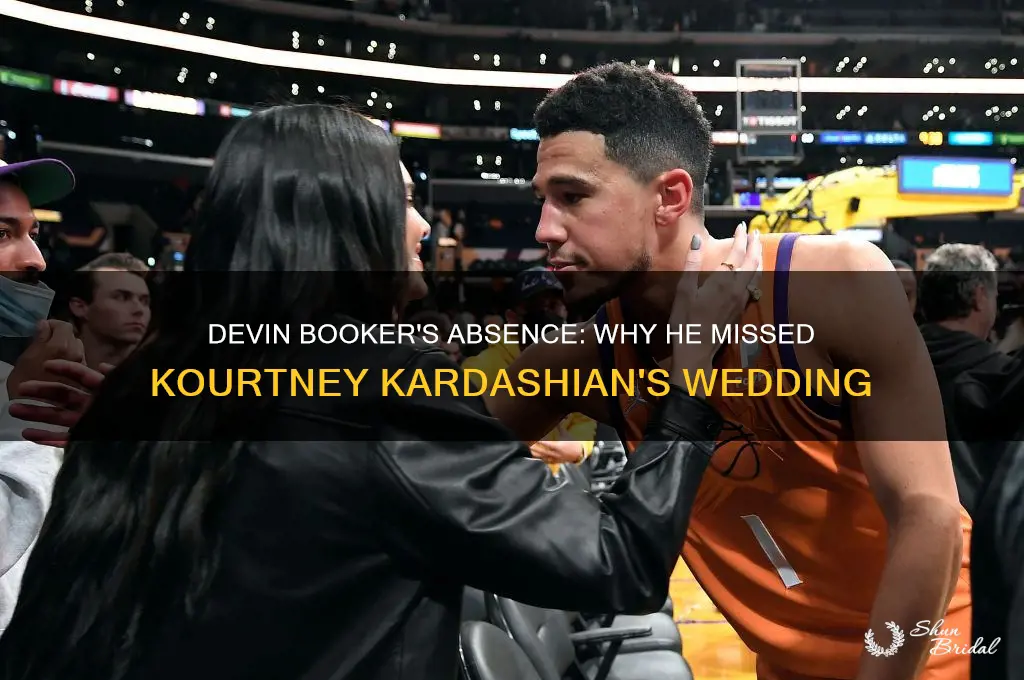 did devin booker go to kourtney kardashian wedding