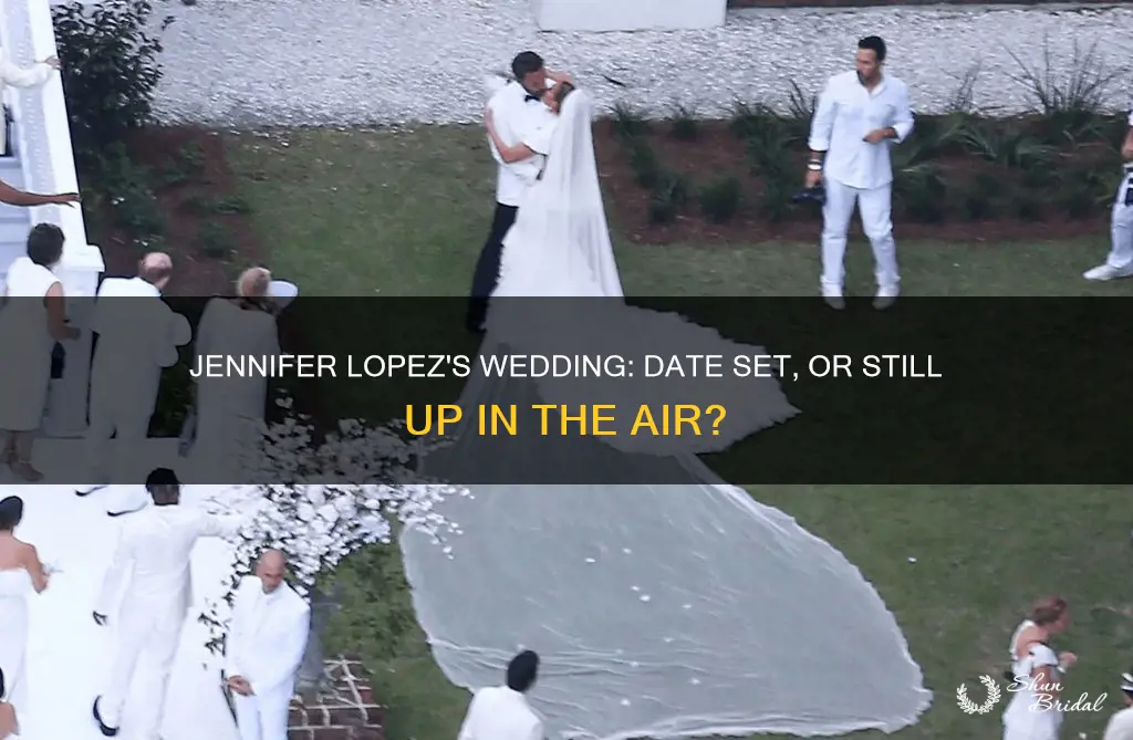 did jennifer lopez set a wedding date