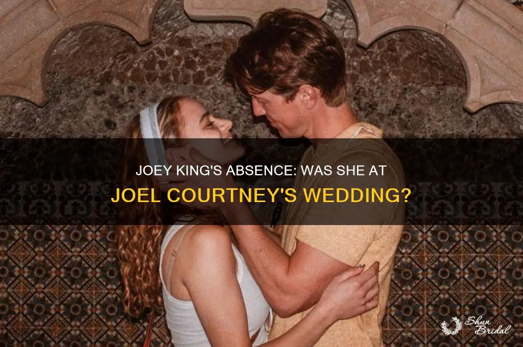 did joey king go to joel courtney wedding