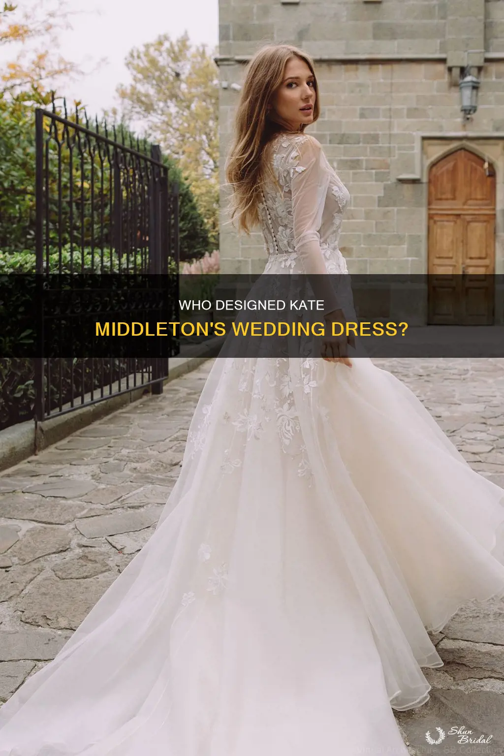 did kate middleton buy her wedding dress