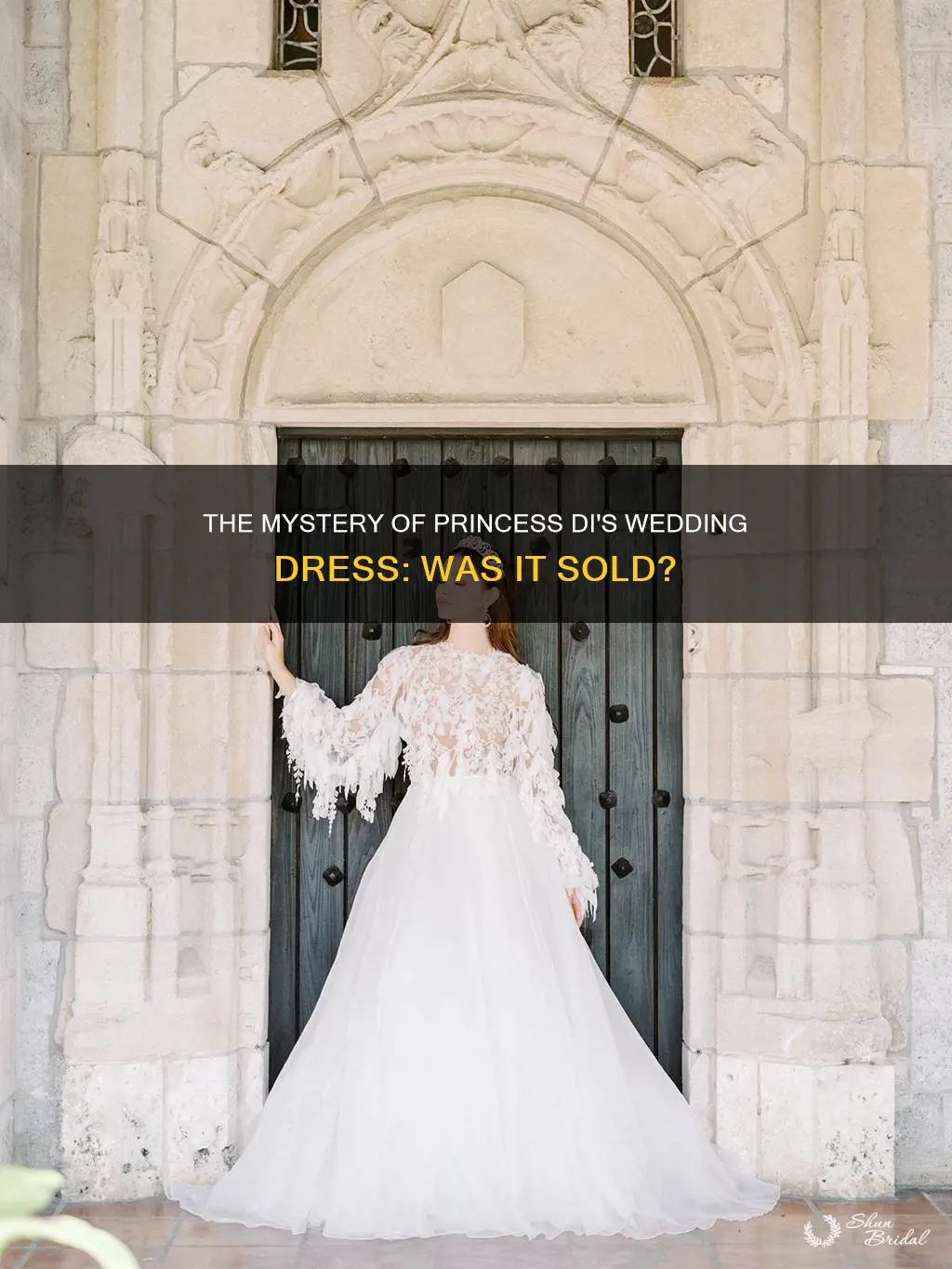 did priness di sell her wedding dress