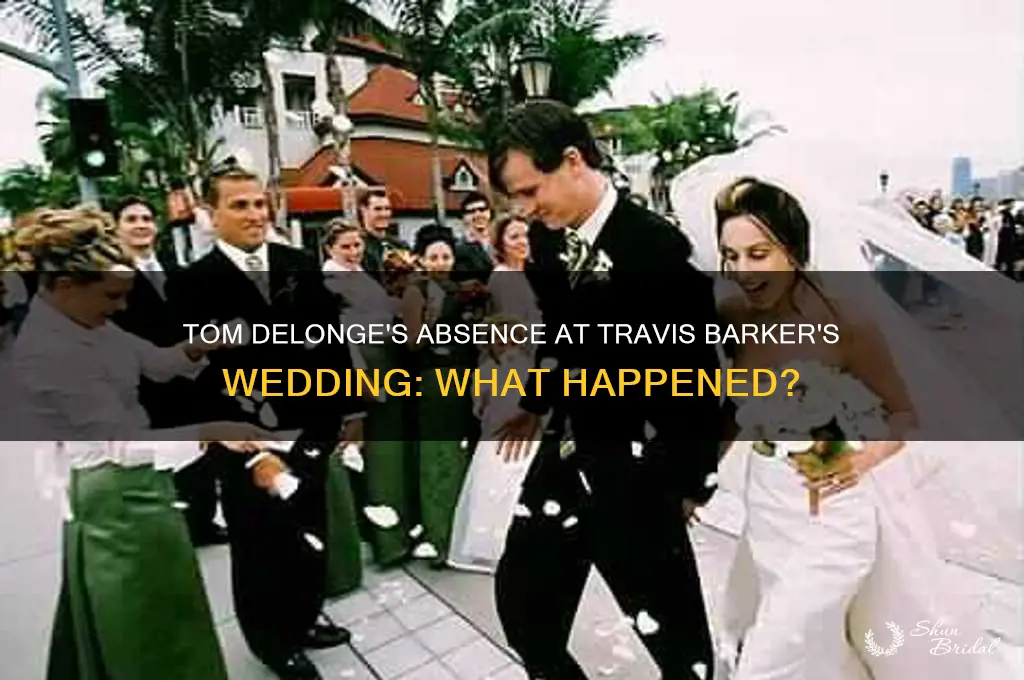 did tom delonge go to travis barker wedding