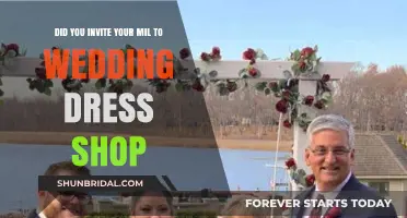 How to Include Your Mother-in-Law in Wedding Dress Shopping