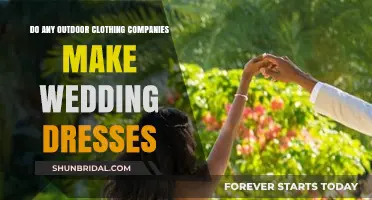 Outdoor Weddings: Clothing Brands for Adventure Brides
