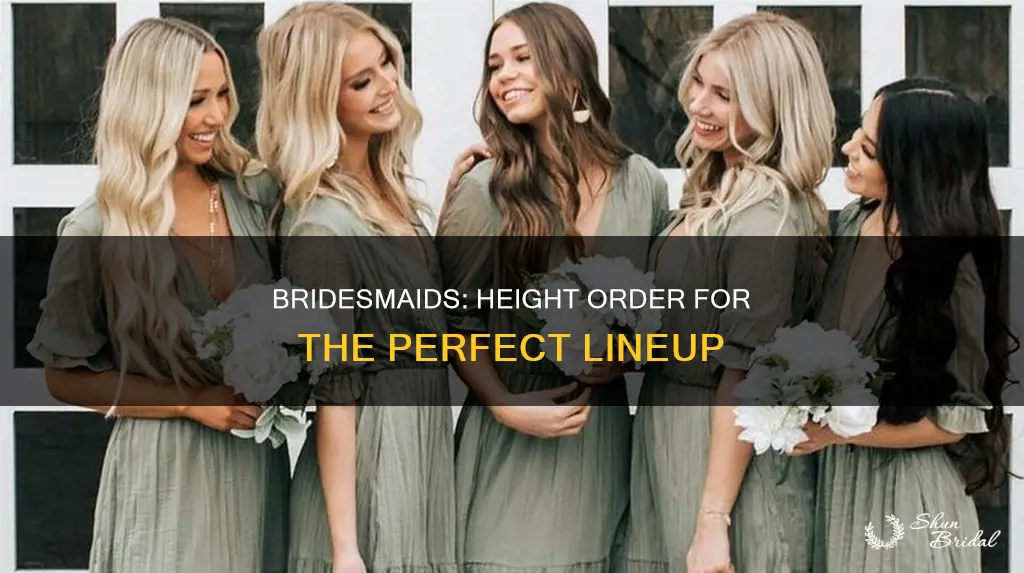 do bridesmaids stand short to tall or tall to short