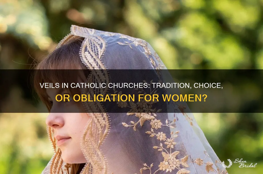 do catholic women need to wear veils in church