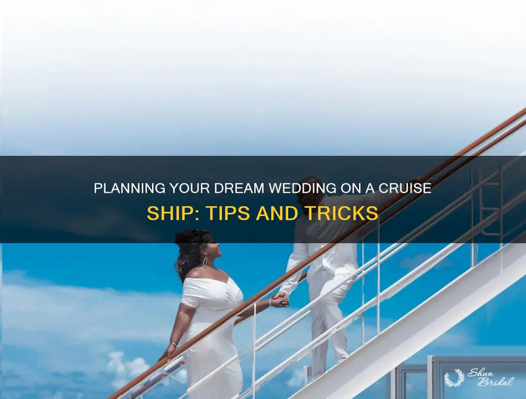 do cruise ship plan wedding