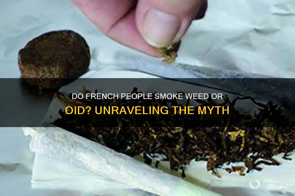 do french people smoke wed or oid