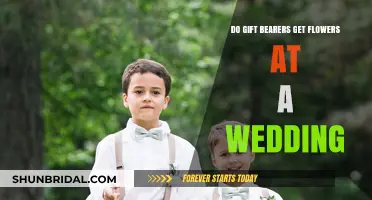 Should Wedding Gift Bearers Receive Flowers? Etiquette Explained