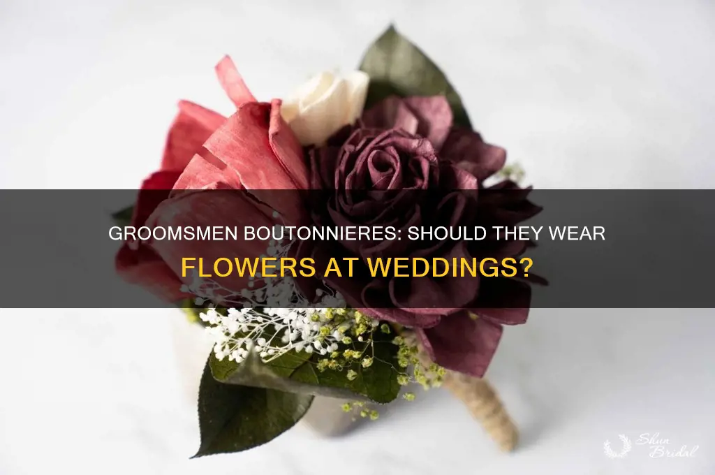do groomsmen wear flowers