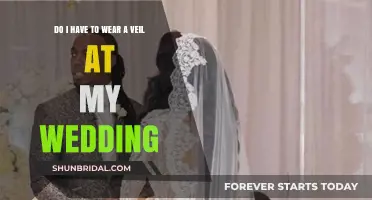 Veil or No Veil: Wedding Day Choices and Personal Style