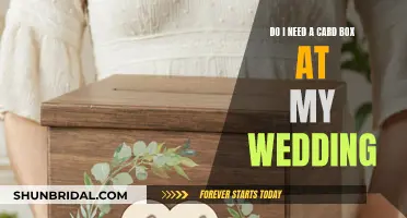 Card Box Wedding: To Have or Not to Have?
