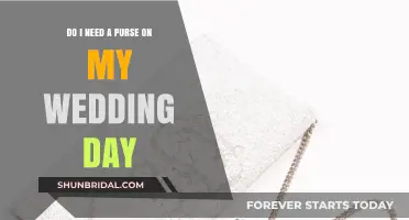 Wedding Day Essentials: Purse or No Purse? What’s Best for You?