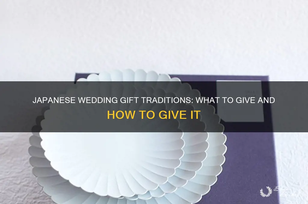 do japanese give wedding gifts