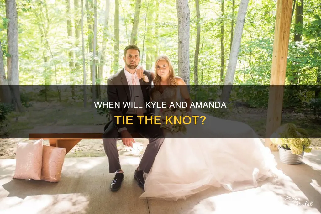 do kyle and amanda have a wedding date