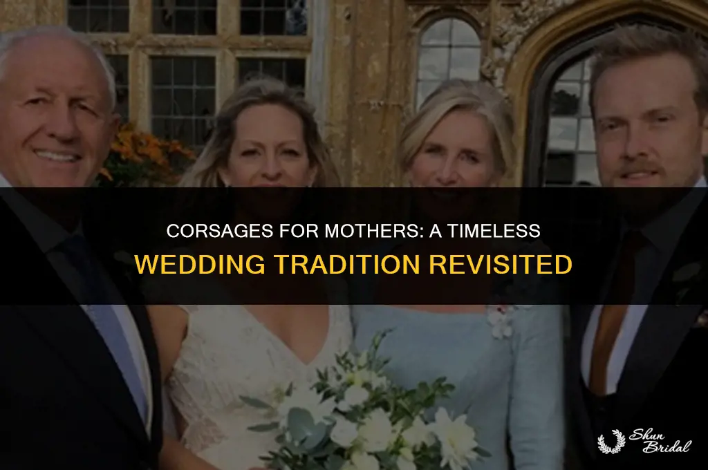 do mothers of the bride and groom wear corsages
