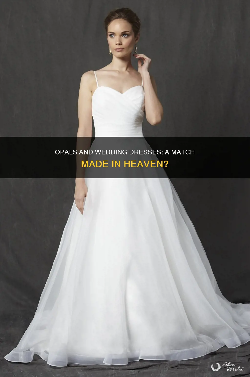 do opals look good with wedding dresses