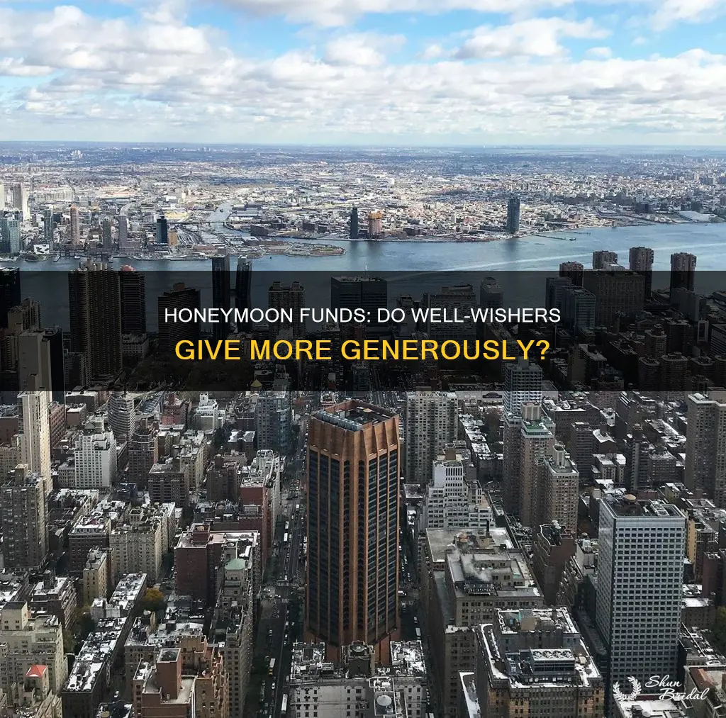 do people give more to honeymoon funds than cash funds