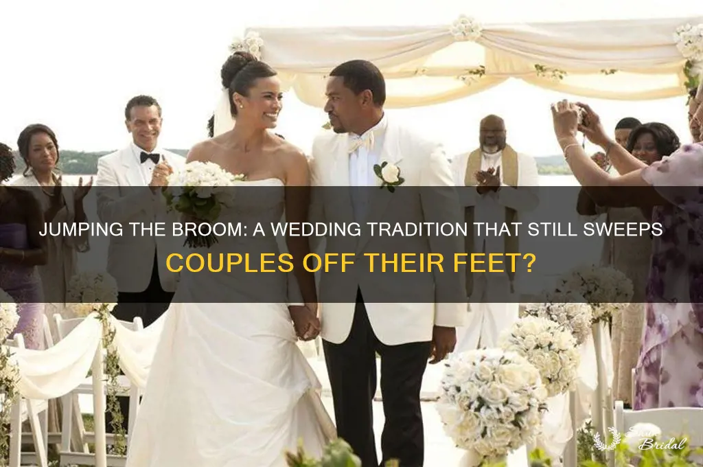 do people jump the broom at weddings still