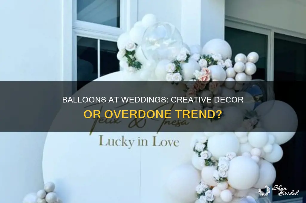 do people use balloons in weddings