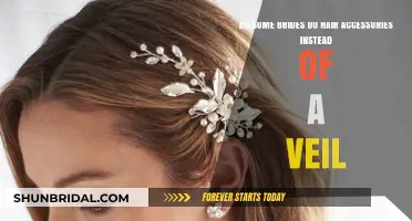 Hair Accessories vs. Veils: Brides' Trendy Wedding Day Style Choices