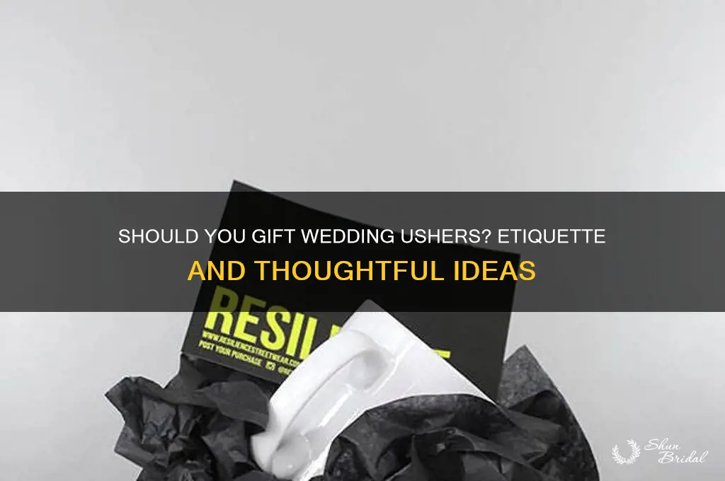 do ushers get gifts at the wedding
