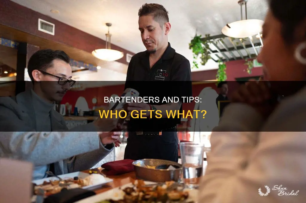 do wedding bartenders share tips with bride and groom