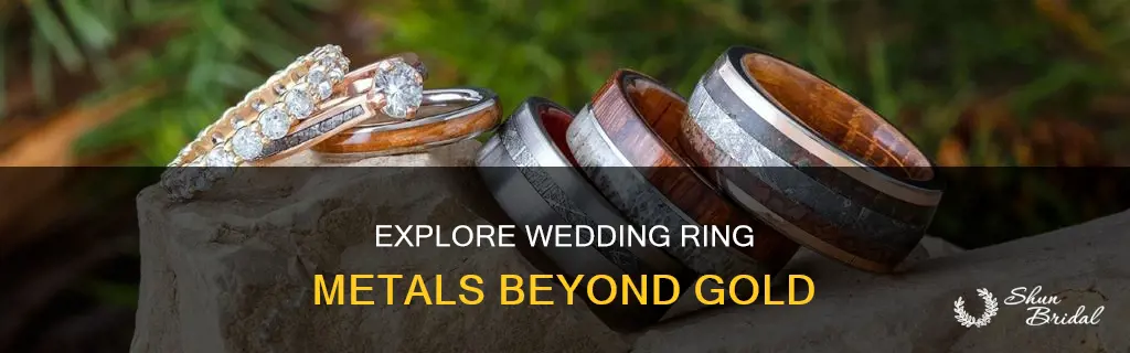 do wedding rings have to be gold