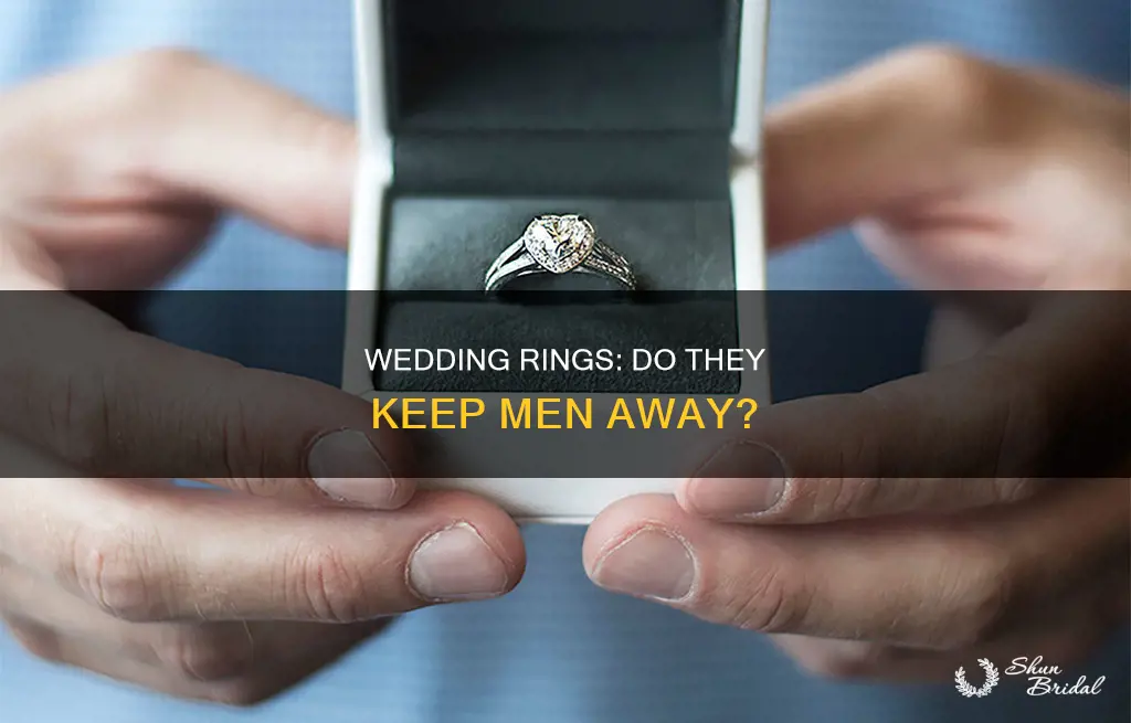 do wedding rings stop men rom talking to a woman