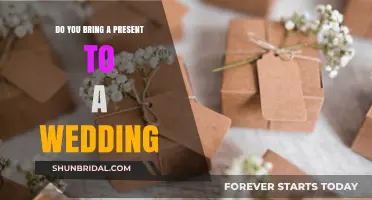 Etiquette Guide: Gifts for Wedding Guests