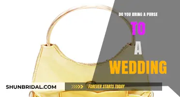 What Purse Suits a Wedding?