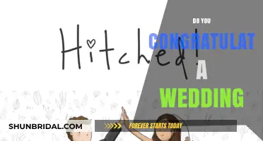 How to Congratulate a Wedding: Best Wishes and Etiquette