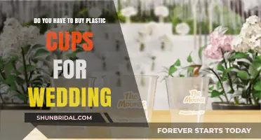 Eco-Friendly Wedding Tips: Avoid Buying Plastic Cups for Your Big Day