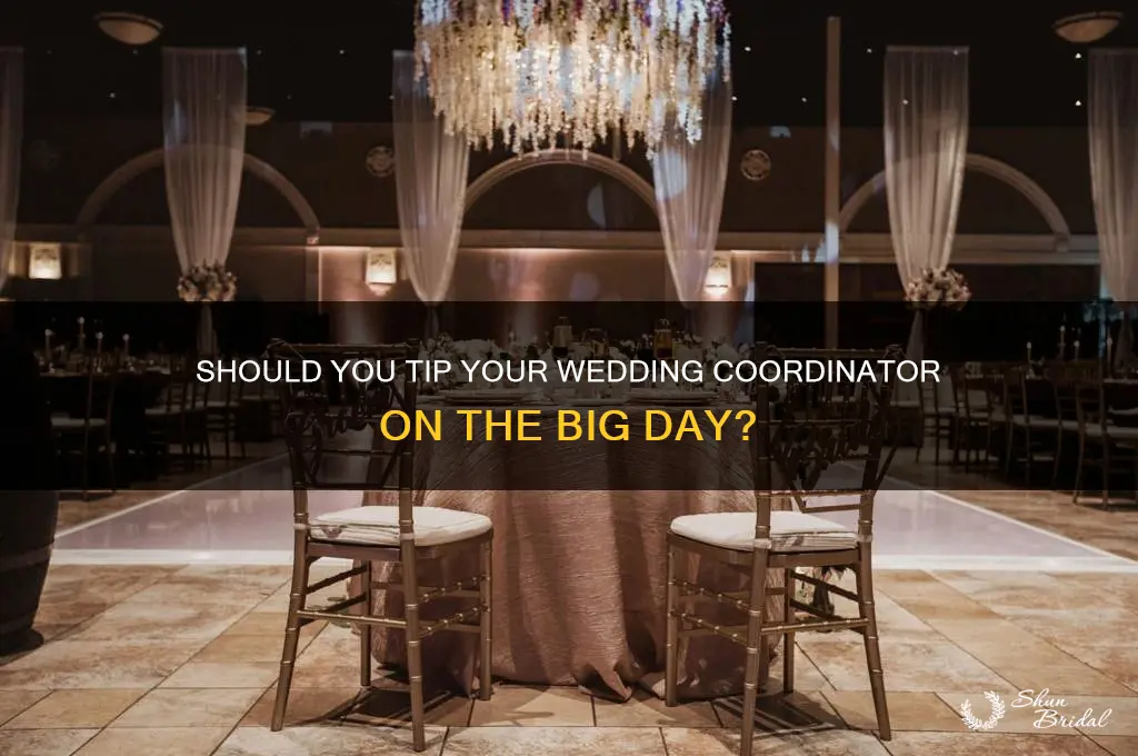 do you have to tip the day of wedding coordinator
