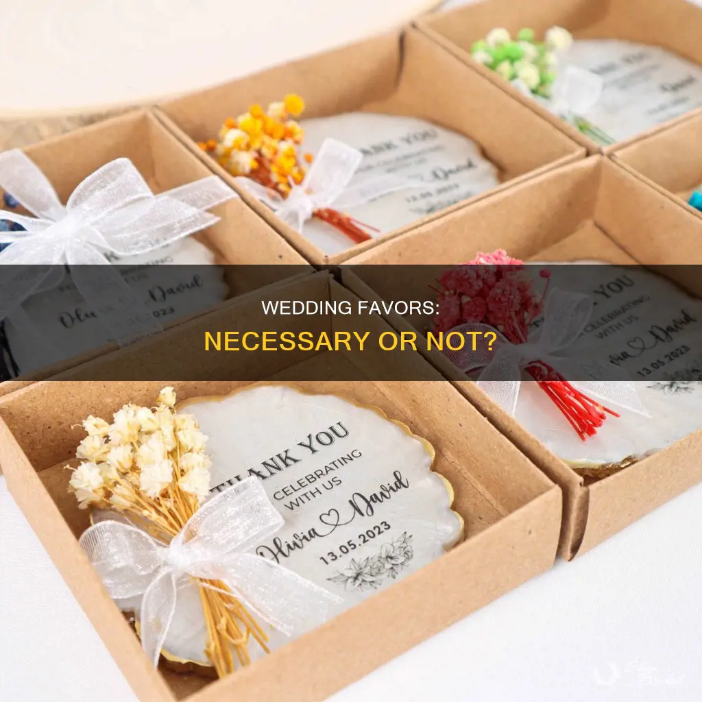 do you need wedding favours
