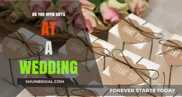 Wedding Gift Etiquette: Should You Open Presents at the Reception?